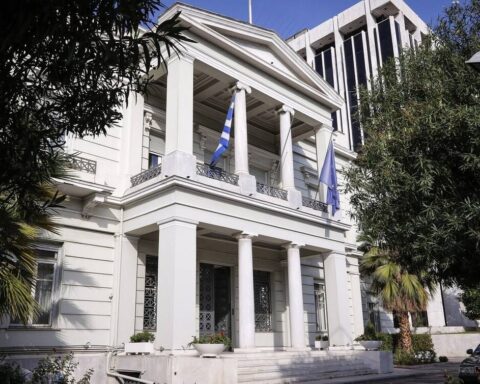 Αυστηρή απάντηση της Αθήνας στην Άγκυρα για τα σχέδια κοινής ΑΟΖ Τουρκίας - Συρίας