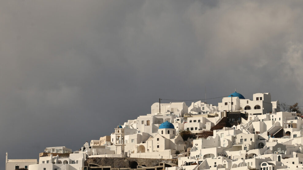 Η τελευταία έκθεση του ΕΚΠΑ για Σαντορίνη και Αμοργό - Πάνω από 90 σεισμοί την Πέμπτη